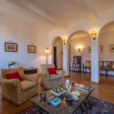 Apartment In The Heart Of